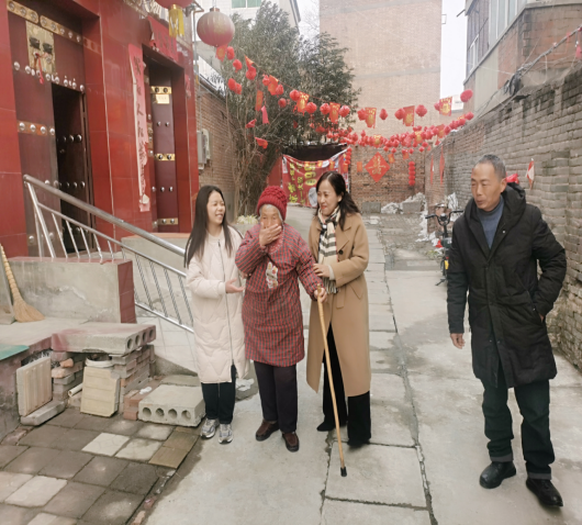 瑟瑟冬日 暖暖溫情——公司黨委、工會開展“送溫暖、送祝福”活動